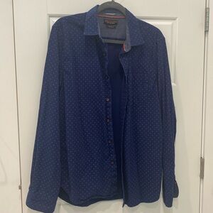 Men’s cotton button up shirt